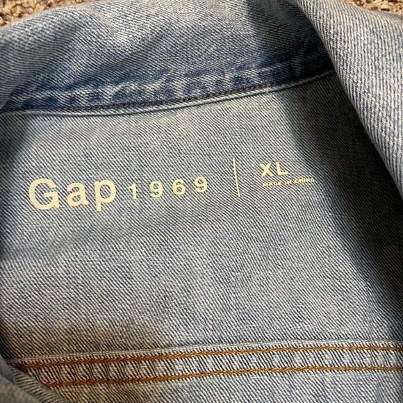 Classic Denim Jacket - Picture 7 of 7